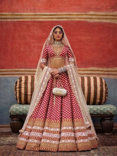 Perfect dulhan wedding lehenga clearance